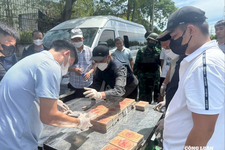 Triệt phá đường dây vận chuyển ma túy xuyên quốc gia