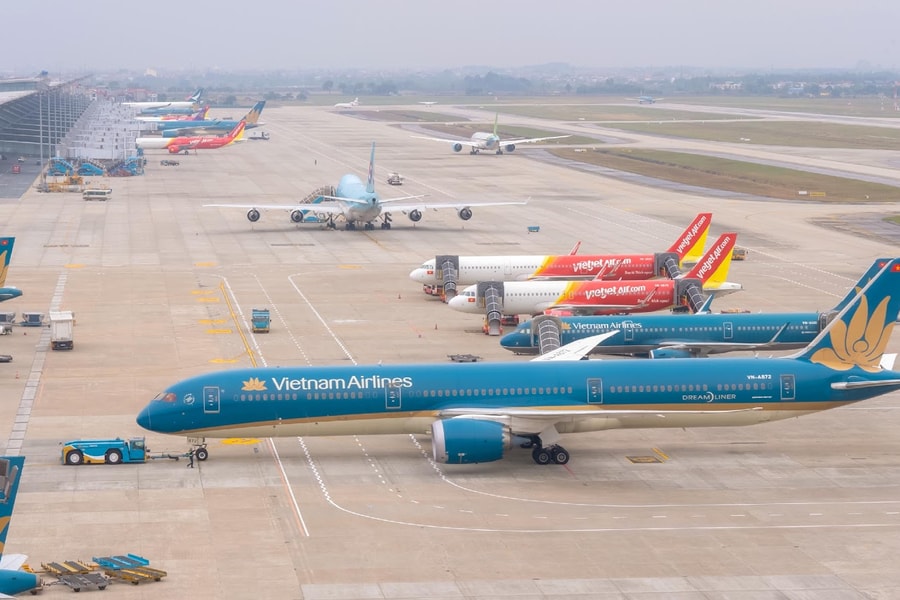 Tháng 7, tỷ lệ chuyến bay cất cánh đúng giờ chỉ đạt 63,6%