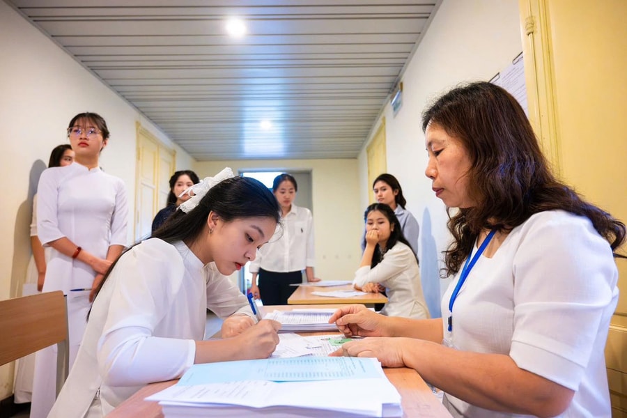 Miễn học phí từ năm học 2025-2026: Phụ huynh còn phải đóng những khoản nào?