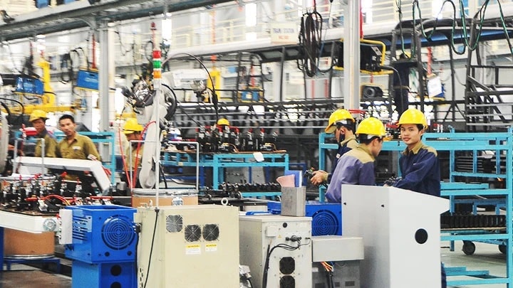 'Khơi dậy sức mạnh kinh tế tư nhân, yêu cầu không thể chậm trễ'