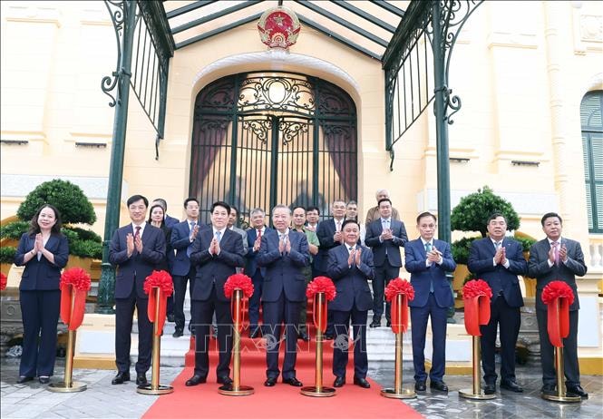 Tổng Bí thư Tô Lâm dự Lễ bàn giao công trình Tòa nhà Bắc Bộ Phủ, số 2 Lê Thạch (Hà Nội)