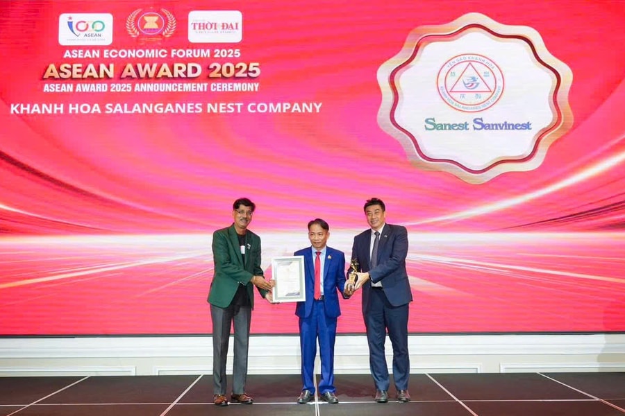 Yến sào Khánh Hoà nhận Giải thưởng tốp 10 thương hiệu nổi tiếng ASEAN 2025