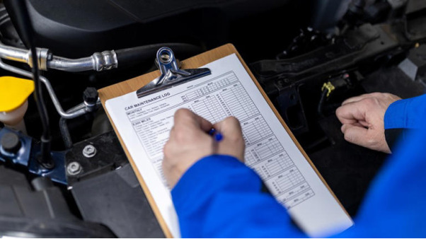 Đừng chủ quan khi đèn báo động cơ ô tô nhấp nháy rồi tắt