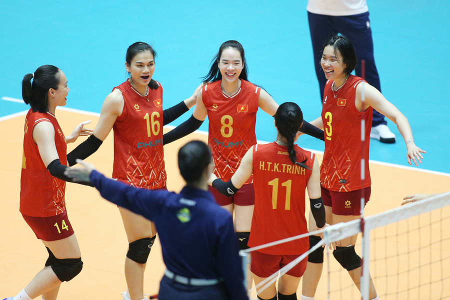 Tuyển bóng chuyền nữ Việt Nam thắng đậm Kenya trước thềm giải vô địch thế giới