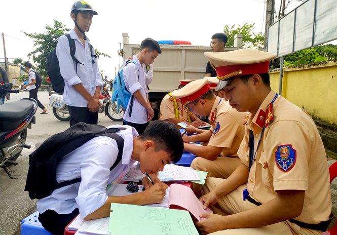 Nghiên cứu bổ sung xử phạt lao động công ích trong Luật Xử lý vi phạm hành chính