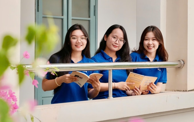 Nhà trường lý giải điểm chuẩn tuyệt đối 30/30 ngành Sư phạm ngoại ngữ