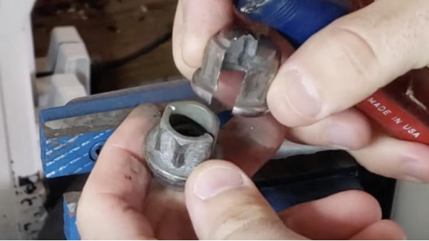 Đai ốc bánh xe phồng lên như thế nào và tại sao nó lại là vấn đề