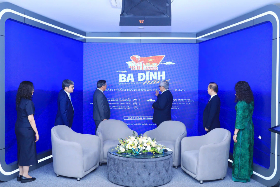 Sản phẩm thực tế ảo VR-A80, dấu ấn truyền thông số chào mừng 80 năm Quốc khánh 2/9