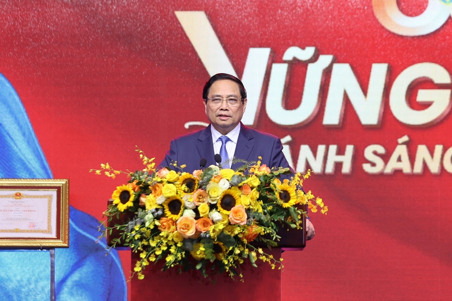 Thủ tướng Phạm Minh Chính: Thể chế phải đi sớm, đi trước mở đường cho đột phá phát triển