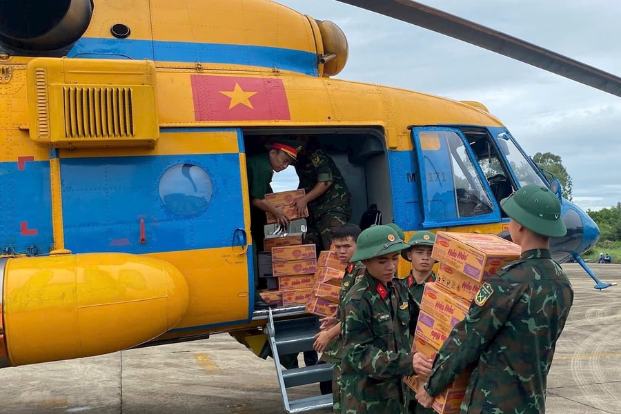 Ứng phó bão số 5: Huy động trực thăng hỗ trợ di dời, sơ tán dân cư