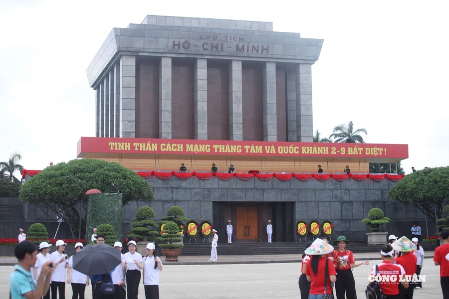 Quảng trường Ba Đình sẵn sàng trước giờ sơ duyệt diễu binh, diễu hành A80