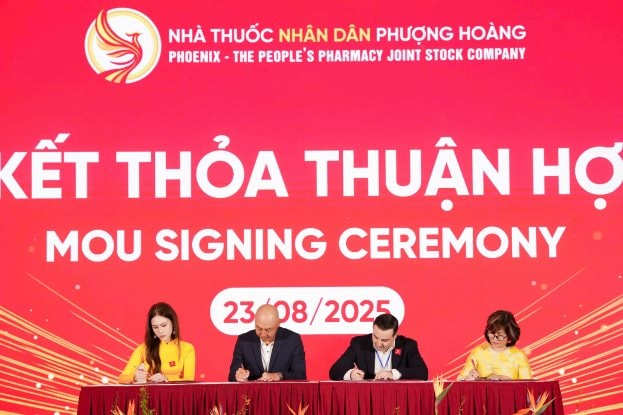 Ra mắt chuỗi Nhà thuốc Nhân dân Phượng Hoàng tại Hà Nội