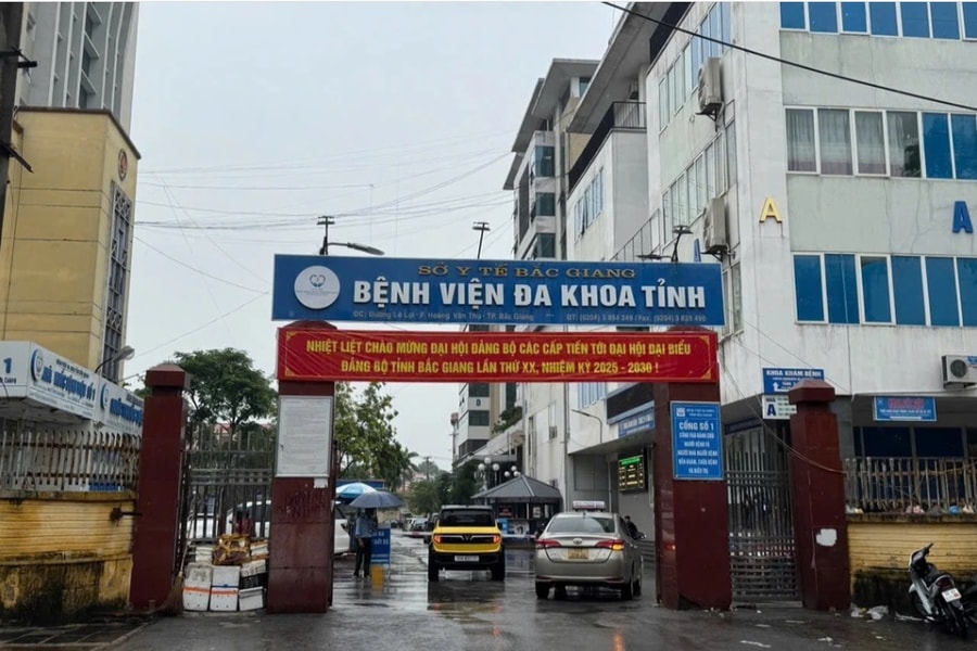 Bắc Ninh: Tạm đình chỉ 3 cán bộ, nhân viên trong vụ tài xế xe cấp cứu thu 21 triệu đồng với quãng đường 200km