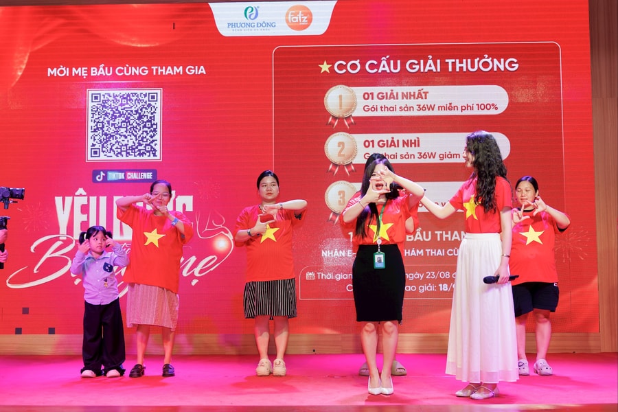 “Yêu nước từ trong bụng mẹ” – Khi tình mẫu tử hòa cùng niềm tự hào dân tộc