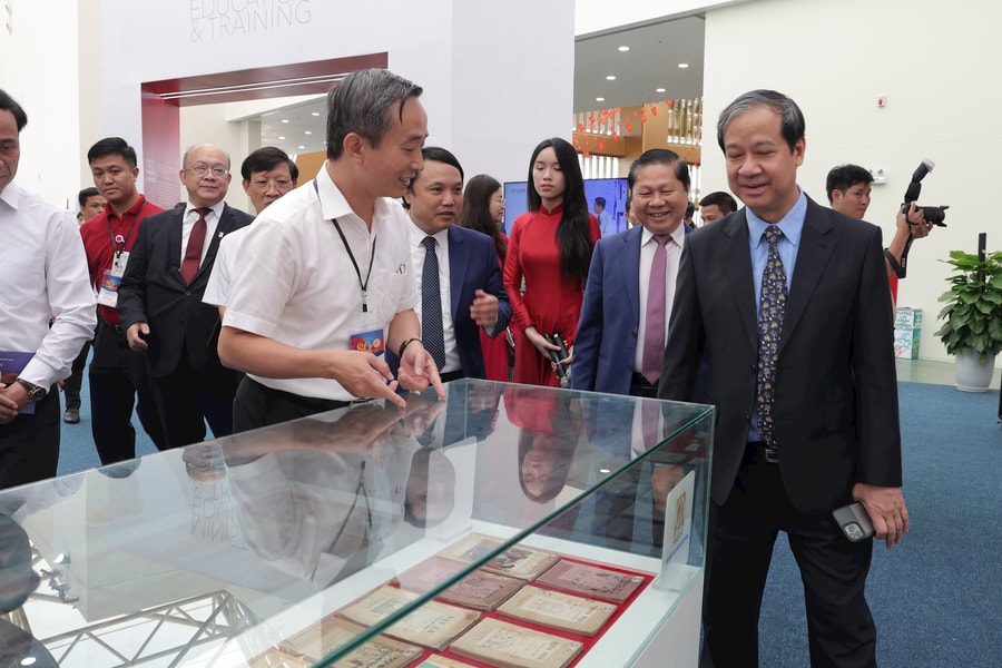 80 năm hành trình tri thức: Khi sách giáo khoa kể câu chuyện lịch sử Việt Nam