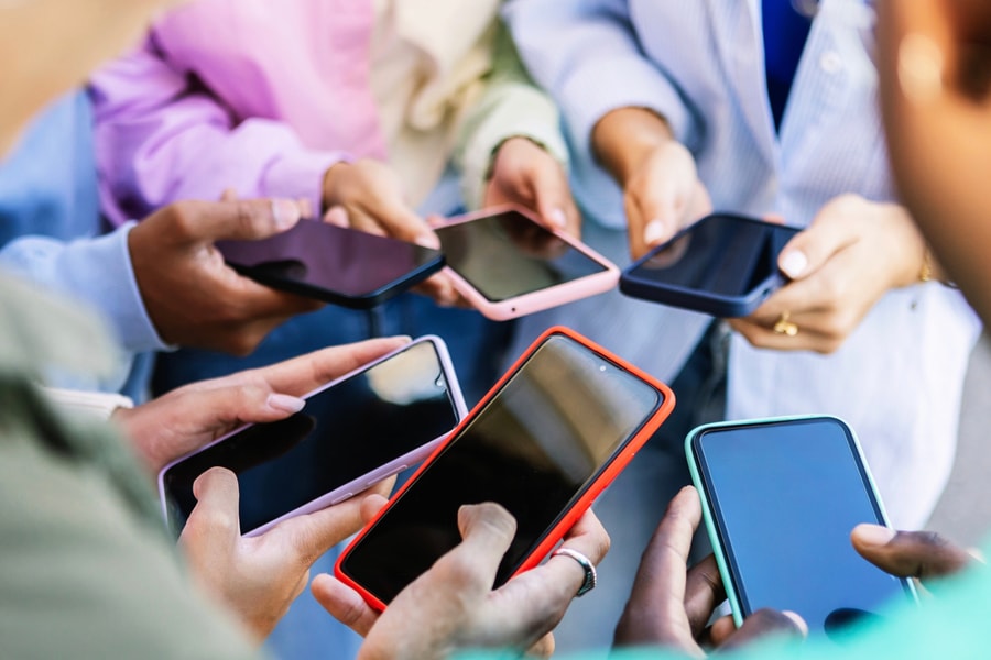 Hàn Quốc thông qua dự luật cấm điện thoại di động trong lớp học trên toàn quốc