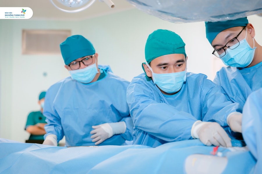 Bác sĩ mới ra trường sẽ phải công tác tại trạm y tế tối thiểu 12 tháng