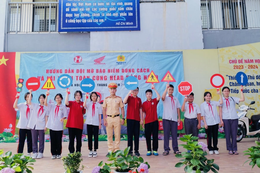 Có tên trong danh sách vi phạm giao thông, nhà trường xử lý vi phạm ra sao?