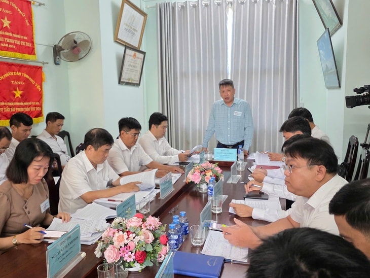 Sáp nhập hành chính, giáo viên bị ‘treo’ lương 2 tháng