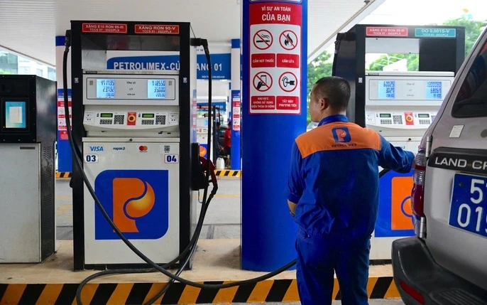 Giá xăng dầu hôm nay 1/9: Ảnh hưởng sau sự cố tràn dầu của CPC