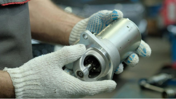 Nghe tiếng lạ khi đề máy có thể là dấu hiệu hỏng bộ khởi động