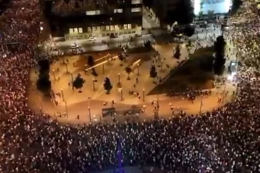 Biểu tình chống chính quyền lại diễn ra ở Serbia, đòi yêu cầu bầu cử sớm