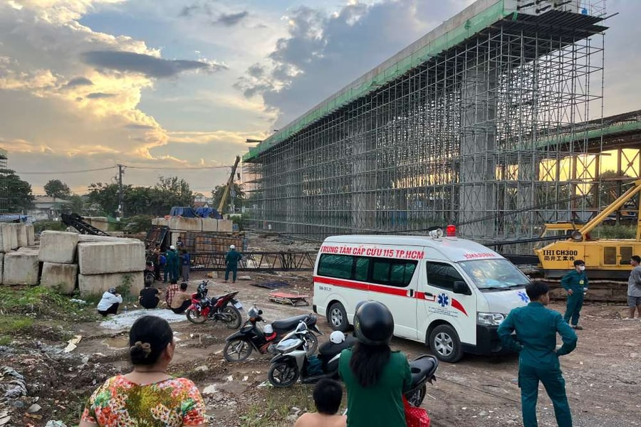 Nạn nhân vụ sập cần cẩu Vành đai 3 TP Hồ Chí Minh qua cơn nguy kịch