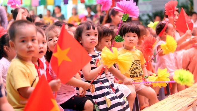 Trẻ em mầm non, học sinh phổ thông trong cơ sở giáo dục công lập được miễn học phí