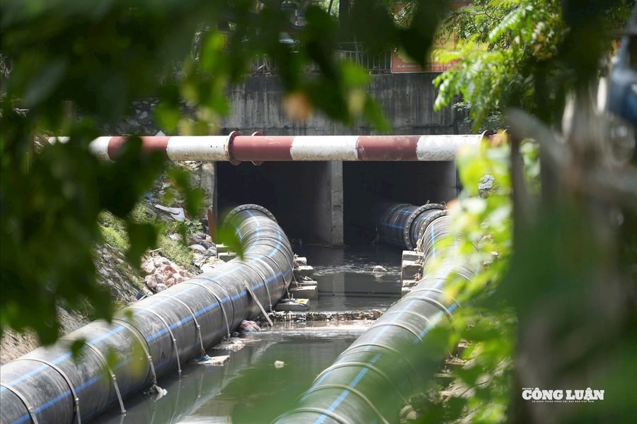 Hà Nội hoàn thiện đường ống bổ cập nước hồ Tây, kỳ vọng “hồi sinh” sông Tô Lịch