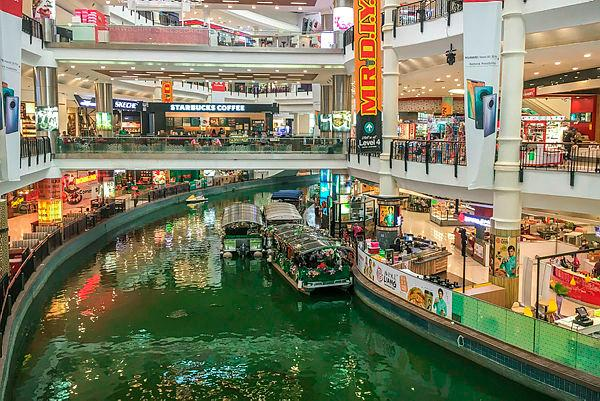 Kinh tế Indonesia thiệt hại nặng vì bạo loạn