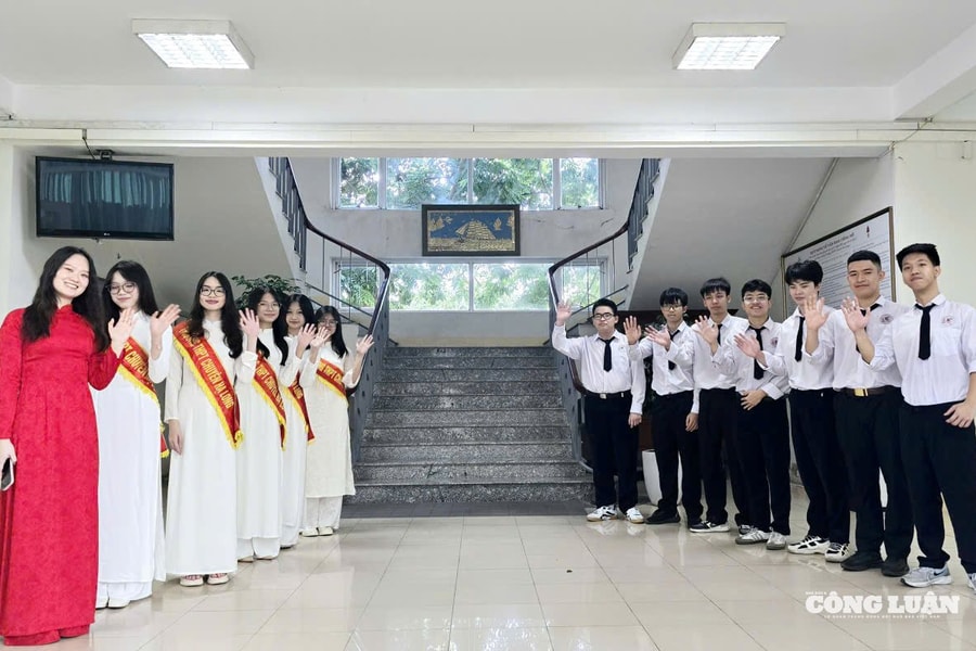 Quảng Ninh: Tưng bừng Kỷ niệm 80 năm ngành Giáo dục và Khai giảng năm học mới