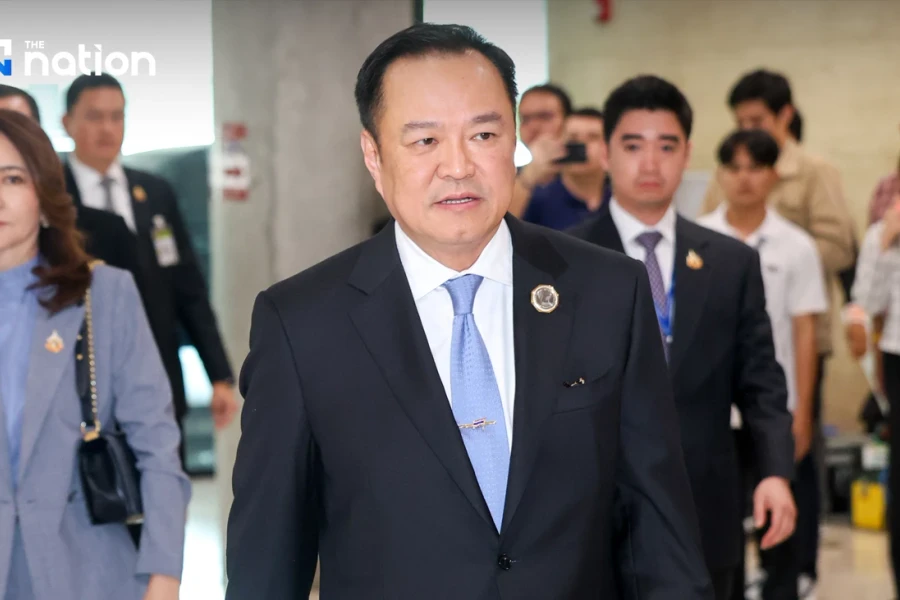 Thủ tướng thứ 32 của Thái Lan Anutin Charnvirakul là ai?