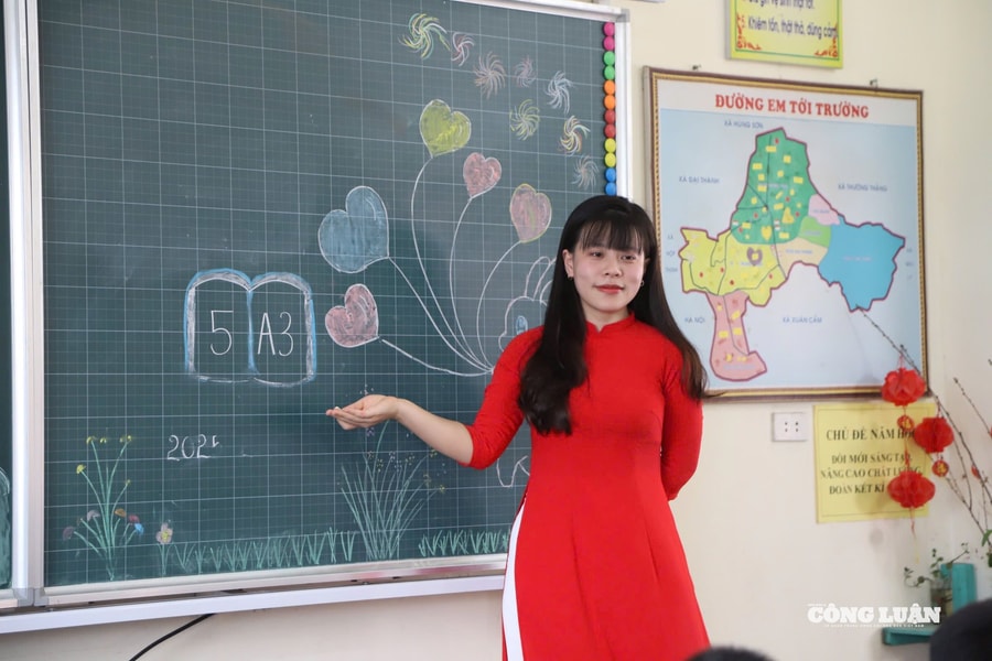 Bộ GD&ĐT đề xuất tiêu chuẩn nghề nghiệp mới cho giáo viên tiểu học