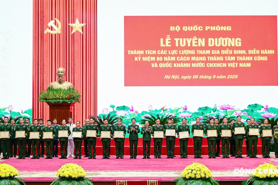 Bộ Quốc phòng tuyên dương các lực lượng tham gia nhiệm vụ A80