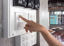 Giá điện sinh hoạt tăng 1,01% do thời tiết nắng nóng trong tháng 8