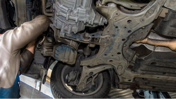 Xe hybrid có cần thay dầu ít hơn xe thường không?