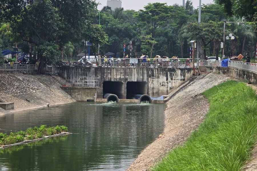 Người dân kỳ vọng sông Tô Lịch hồi sinh khi được bổ cập nước từ hồ Tây