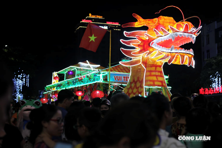 Thành Tuyên rực rỡ sắc màu trước thềm Tết Trung thu năm 2025