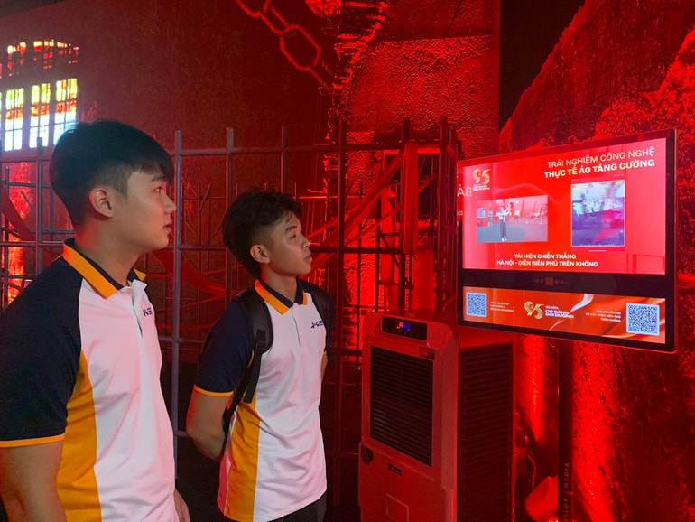 Lịch sử 95 năm của Đảng "thức giấc" trong không gian số