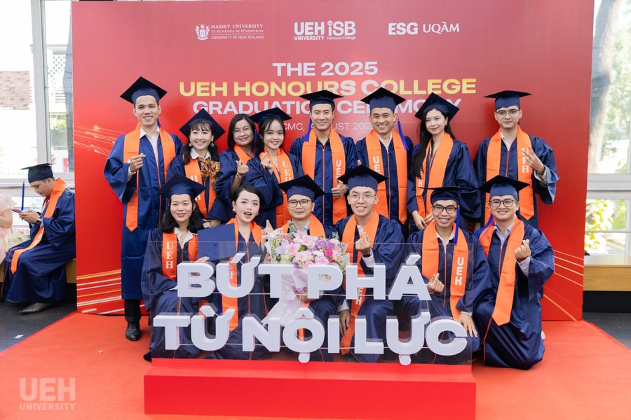 Trưởng phòng tổ chức cán bộ đạo văn luận án, nhà trường đề xuất thu hồi bằng tiến sĩ