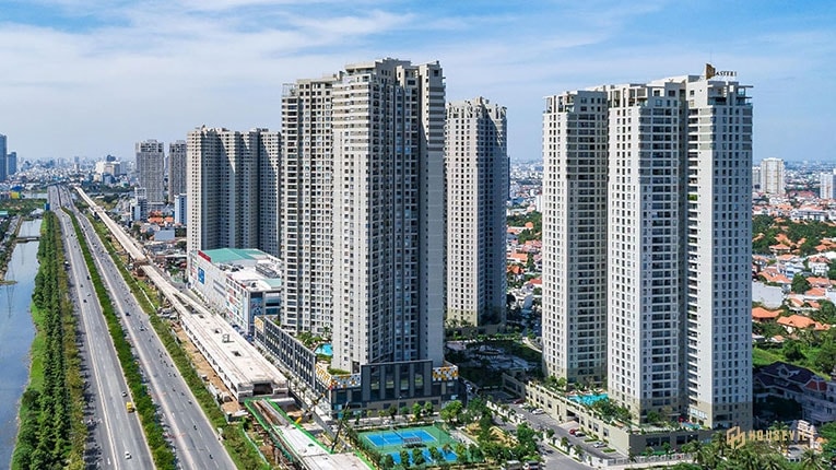 Căn hộ cao cấp TP HCM và đất nền tỉnh lẻ: Hai 'điểm nóng' bất động sản năm 2025