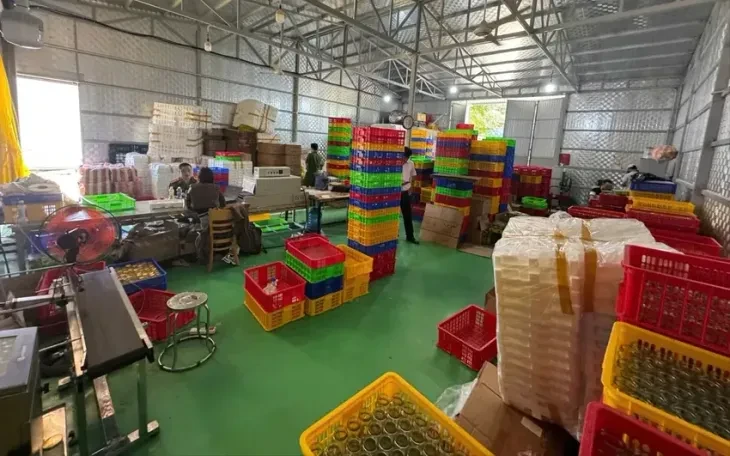 Triệt phá đường dây sản xuất 'yến chưng' giả, bán đi khắp cả nước