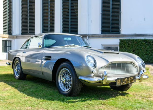 Giả thuyết mới bất ngờ về vụ mất cắp chiếc Aston Martin DB5 của James Bond