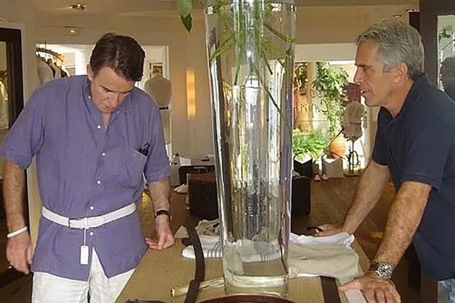 Bức thư gửi 'tỷ phú ấu dâm' Epstein khiến Đại sứ Anh tại Mỹ mất chức