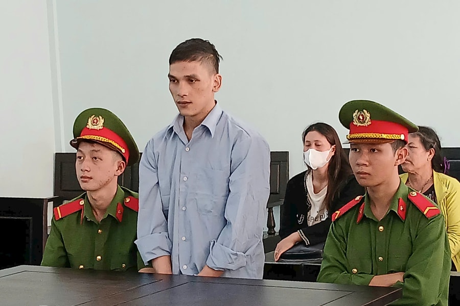 Đánh con riêng vợ hờ chấn thương sọ não, thanh niên lãnh án 9 năm tù