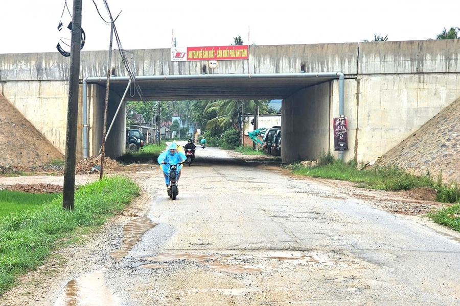 Hoàn trả đường địa phương phục vụ thi công cao tốc Quảng Ngãi - Hoài Nhơn