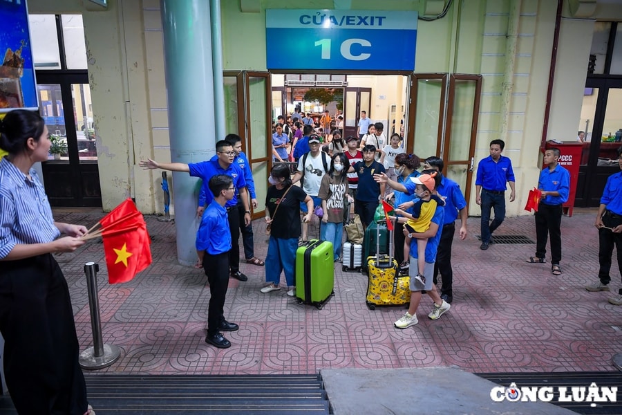 Giảm 10% giá vé tàu cho sinh viên, học viên nhập học năm 2025