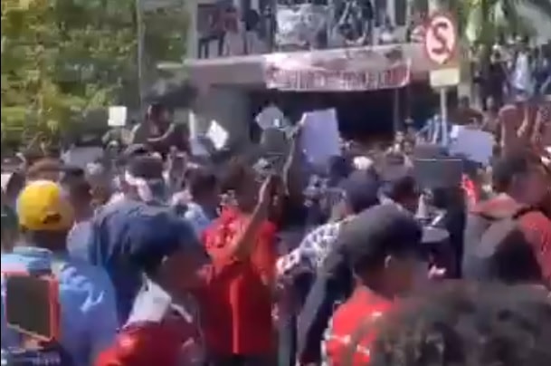 Đông Timor hủy kế hoạch mua xe cho các nghị sĩ, biểu tình sinh viên vẫn phức tạp