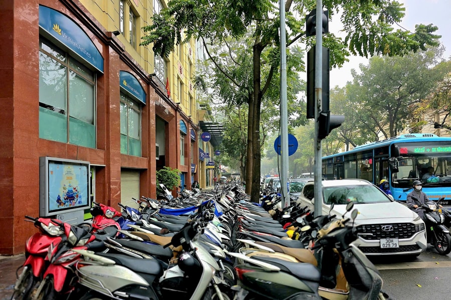 Hà Nội: Cần chú trọng phát triển giao thông tĩnh, bãi đỗ xe