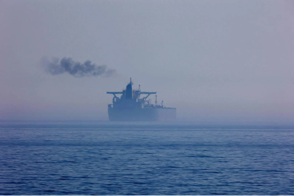 Úc trừng phạt 95 tàu dầu Nga, hạ trần giá dầu nhập khẩu